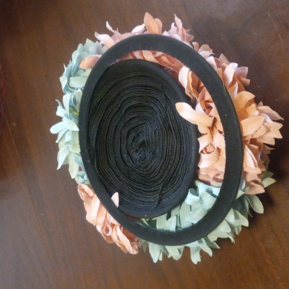 Vintage woman's hat - Picture 4 of 4